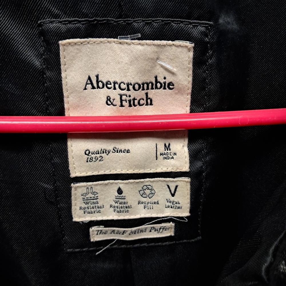 Abercrombie & Fitch Vegan Leather Mini Puffer Jacket Size M - Picture 9 of 9